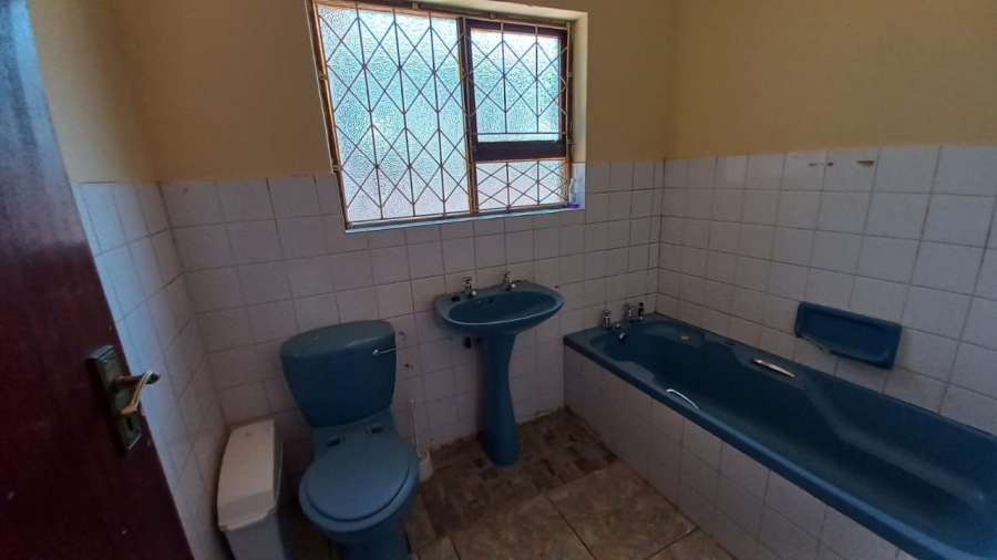 Commercial Property for Sale in Ikwezi Eastern Cape